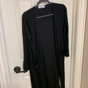 Carly Jean Los Angela's ribbed cardigan.